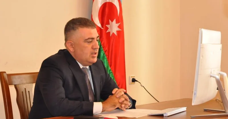 İcra başçısından şikayət: 3 ildir vətəndaşların pulunu vermir (VİDEO)