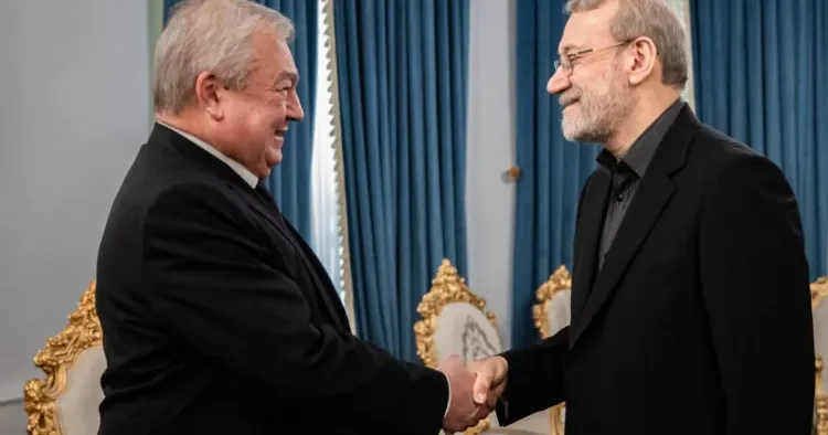 Putinin nümayəndəsi Laricani ilə görüşdü
