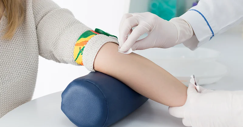 Könüllü qan donorlarının sayı artıb
