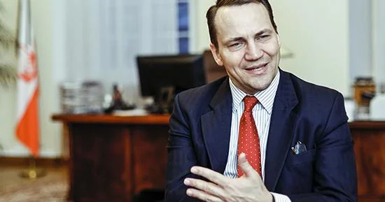Putin Polşa üzərindən uçsa, həbs olunacaq Polşa XİN açıqaldı