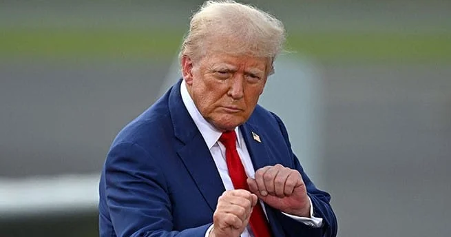 Donald Tramp əleyhdarlarını təhqir edib