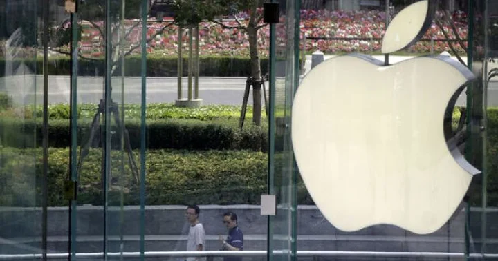 Apple ın səhmlərinin qiyməti iPhone 17 bib güclü satışları ilə rekord qırdı