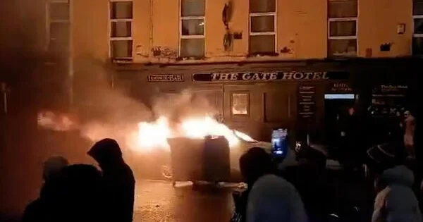 Протесты у гостиницы с мигрантами в Дублине переросли в беспорядки
