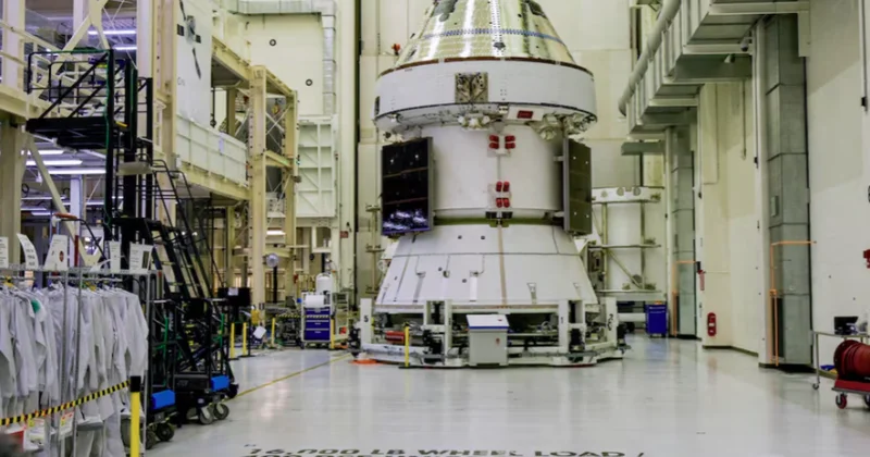 NASA Aya pilotlu uçuş missiyası üzrə müqaviləni İlon Maskın rəqiblərinə verə bilər
