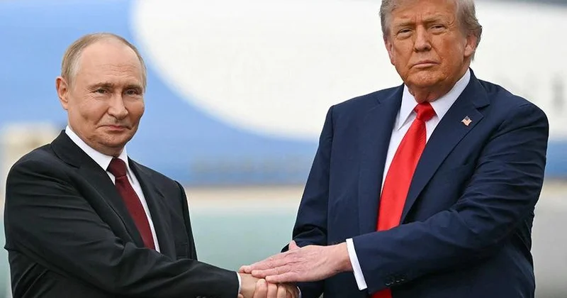 Putin Tramp görüşünə hazırlıq dayandırılıb KİV
