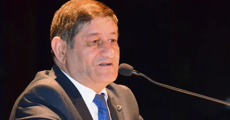 Şimali Kipr xalqını taleyin ixtiyarına buraxmaq olmaz