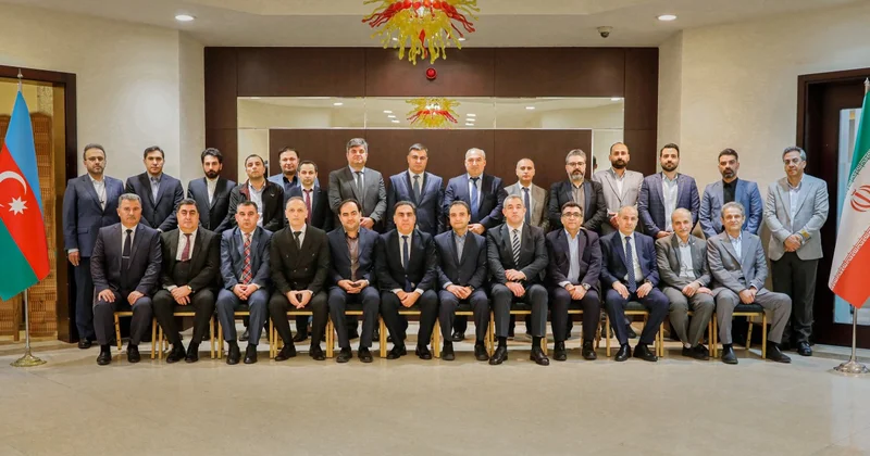 Azərbaycan və İran nümayəndələri bəzi məsələləri müzakirə etdilər