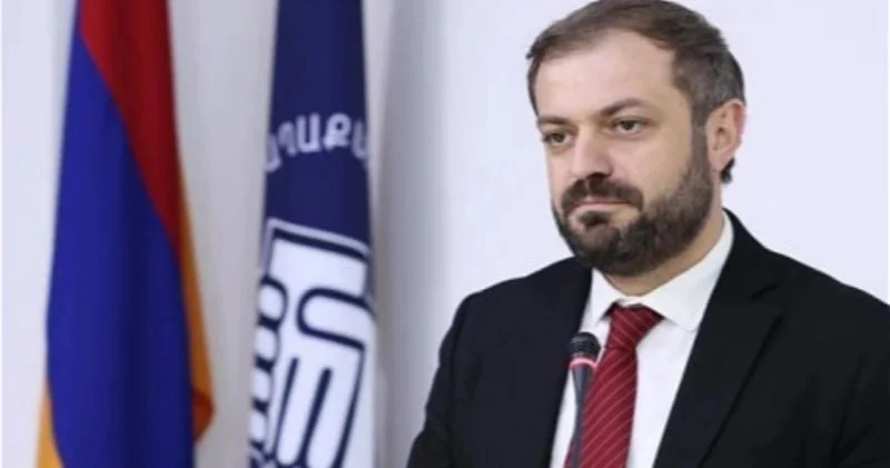Gevorq Papoyan: “Qazaxıstan taxılı Azərbaycan üzərindən Ermənistana daşınacaq”