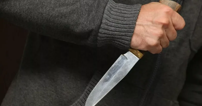 В Баку школьник убил мужчину