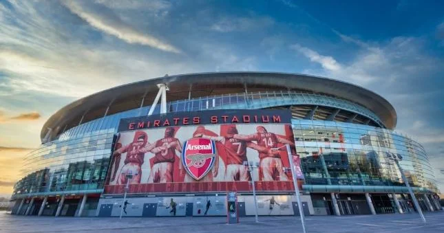 Arsenal ın stadionunda isti su problemi