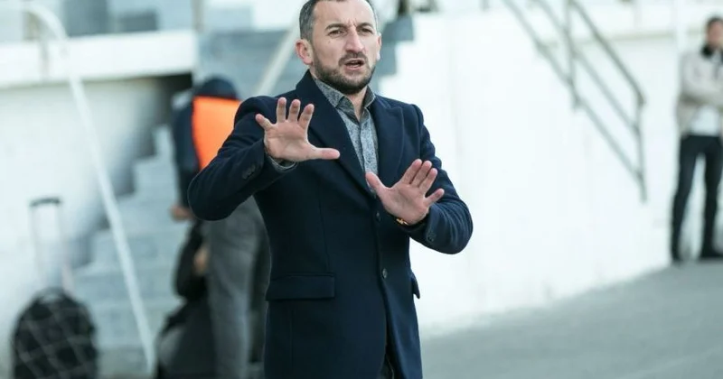 “Hətta stadionu da özüm sulayırdım” Vüqar Nadirovun ə MÜSAHİBƏSİ