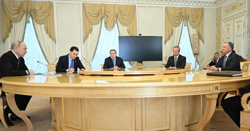 Putin Uitkoff görüşünün detalları: ABŞ yə dizel, Ukraynaya sülh