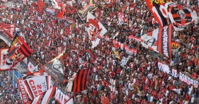 Klub azarkeşlərin boykotunu dəstəklədi