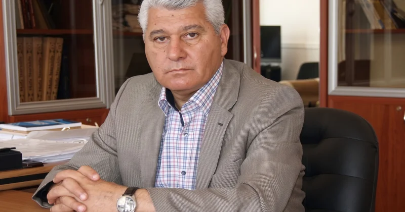 Muxtar Kazımoğlu: “Kamal Abdulla bu dastanın dünyada lazımi səviyyədə tanıdılmasına xüsusi fikir verir” Müsahibə