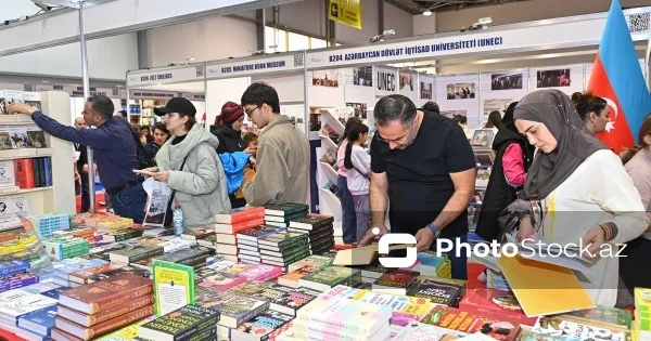 В Баку открылась XII Международная книжная выставка