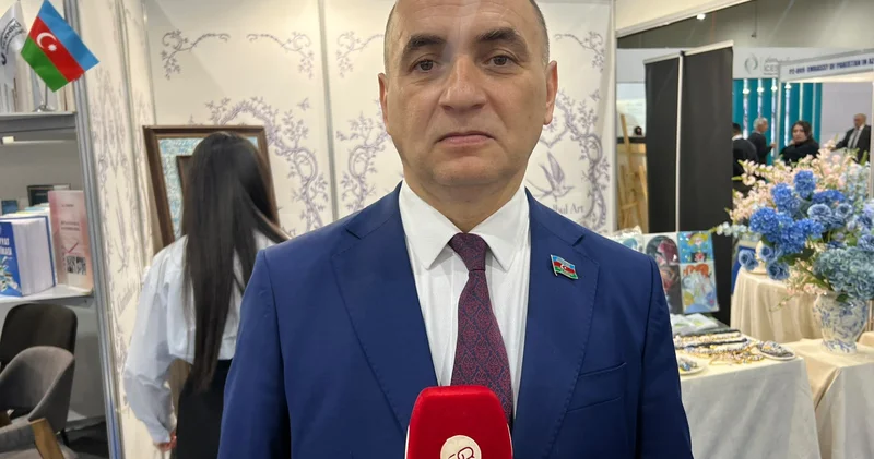 Ceyhun Məmmədov kitab sərgisinin əhəmiyyətindən danışdı