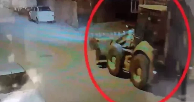 Oğrular tarixi abidəni ekskavatorla qazıb apardılar FOTO
