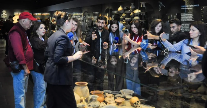 Şəkinin daxili turizm imkanları nümayiş etdirilib │FOTOLAR