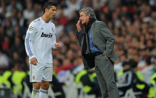 Mourinyo Ronaldonu Fənərbaxçaya dəvət etdi