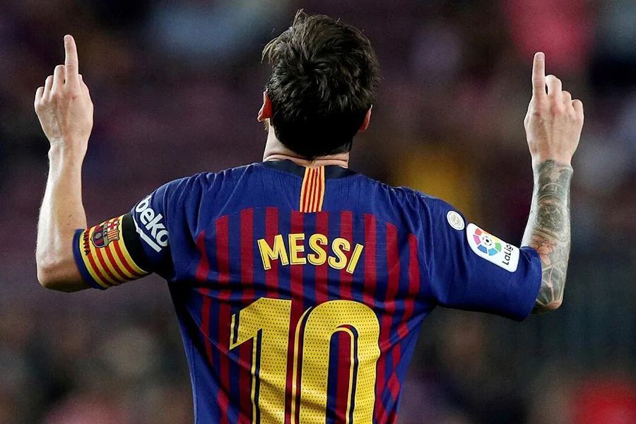 Messi Barselonaya dəvət edilib