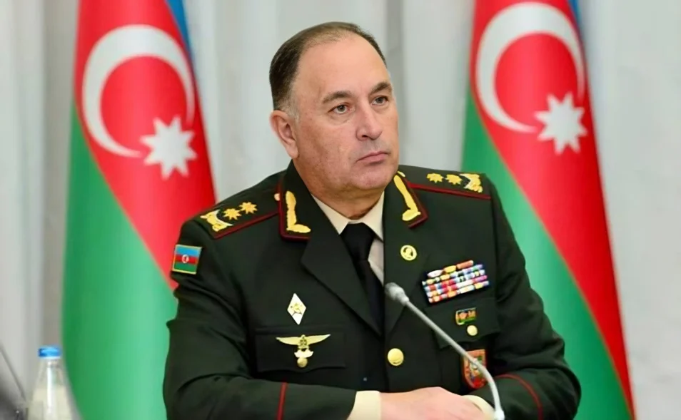 Kərim Vəliyev general Asim Munirlə görüşdü