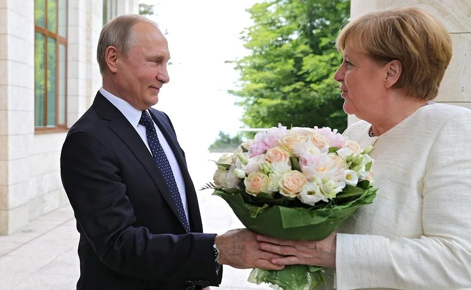 Putin haqlı idi, məni heyran etmişdi Merkel