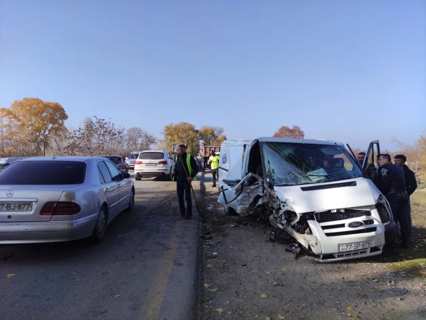 Xaçmazda ağır qəza: Bir azyaşlı öldü, üç nəfər yaralandı FOTO