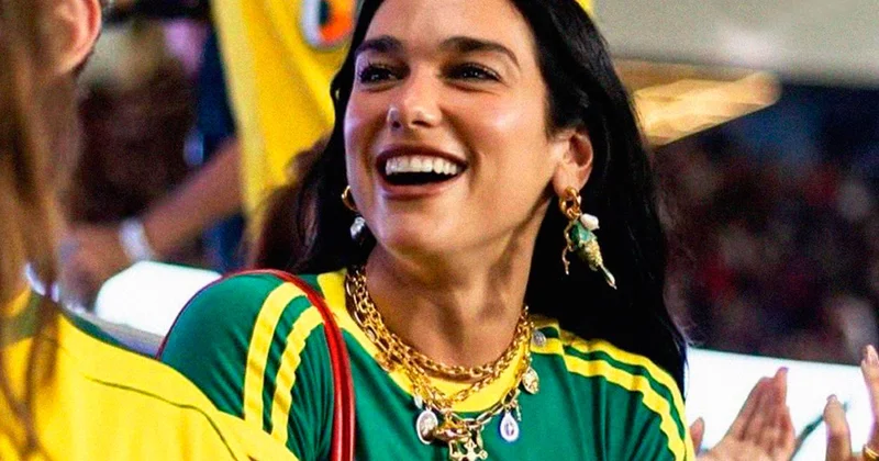 Dua Lipa Cənubi Amerika derbilərini izləməyə davam edir FOTO