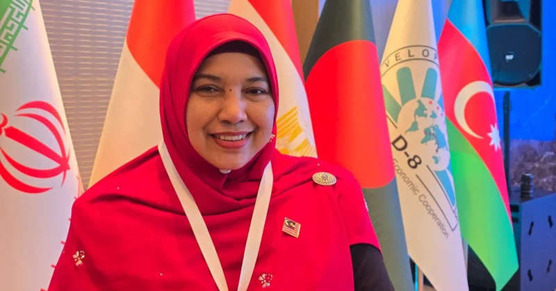 Nur ul Afida Kamaludin: “Bakıda D 8 Media Mərkəzinin təsis olunması mühüm əhəmiyyət daşıyır” FOTO