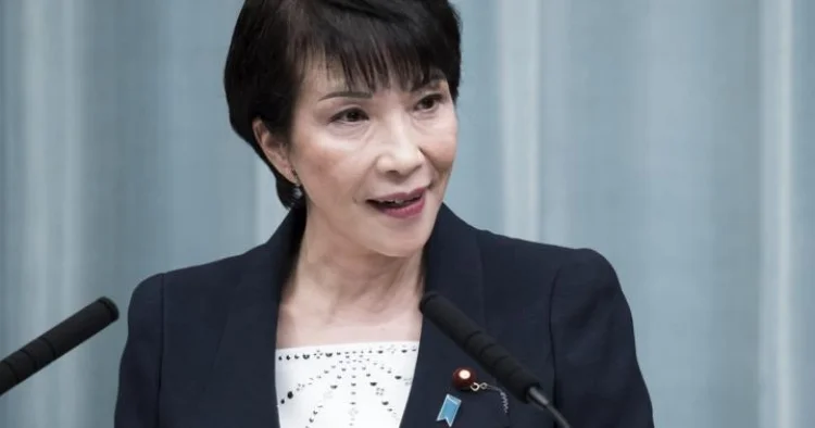 Takaiçi Çinin tənqidlərinə məhəl qoymadı