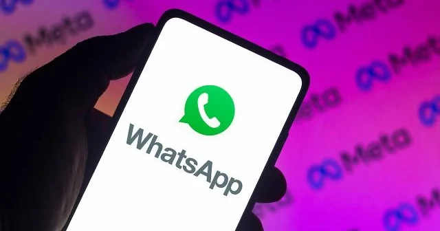 WhatsApp yeni qısa mətn status funksiyasını istifadəyə verib