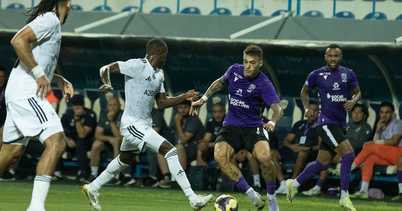 Yevlaxda autsayderlərin dueli, Sumqayıtda liderlə görüş