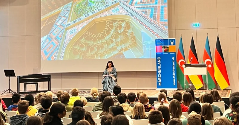Berlinin 140 məktəblisi Azərbaycan mədəniyyəti ilə tanış olub