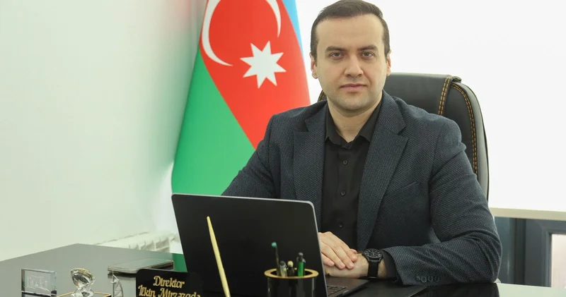 İşdə aparılan ixtisar zamanı kimlərə üstünlük verilir və bu üstünlük hansı şərtlərlə tətbiq olunur?