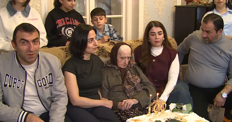 Şəkinin qocaman müəllimi Afərdə Əmrahovanın evində: ziyarət, xatirə və sevgi