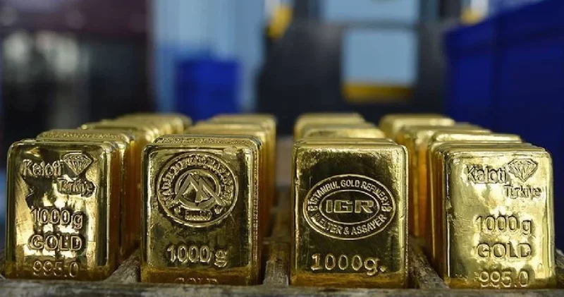 Dolların güclənməsi qızıl qiymətlərinə təzyiq edir