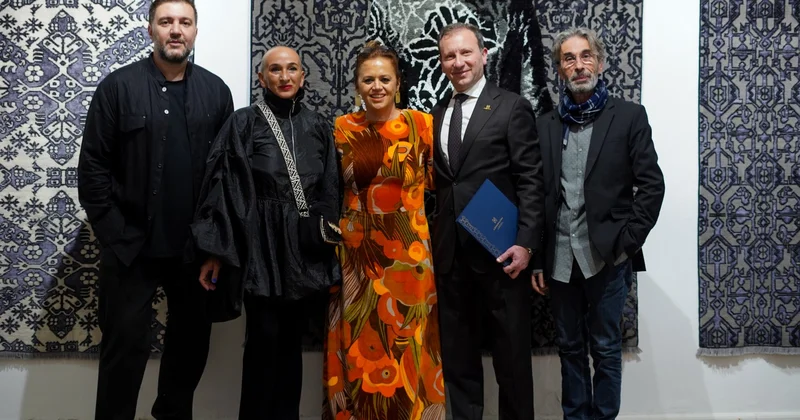 В Тиране состоялось открытие выставки ковров Азерхалча Да будут благословенны ваши руки! (ФОТО)