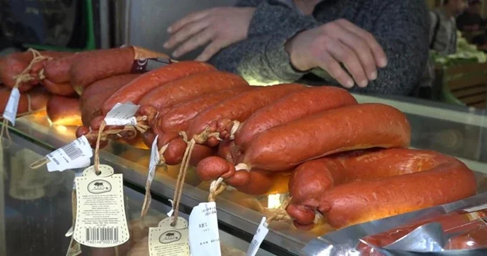 Конина в дешёвой колбасе: Союз потребителей объяснил, откуда берётся низкая цена