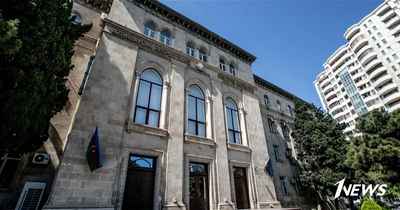 Президент Азербайджана наградил группу работников органов юстиции