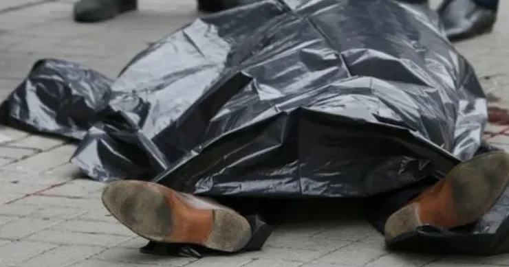 Şəkidə kişi evinin həyətində ölü tapıldı