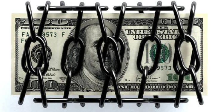 Dolların bazar ertəsi üçün rəsmi məzənnəsi müəyyən olunub