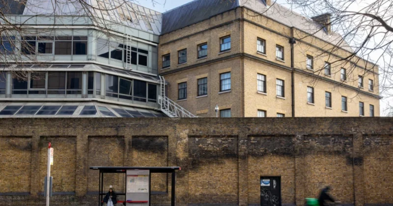 Britaniya hökumətinin Çinin Londonda yeni meqa səfirlik tikinti planlarını təsdiqləyəcəyi gözlənilir