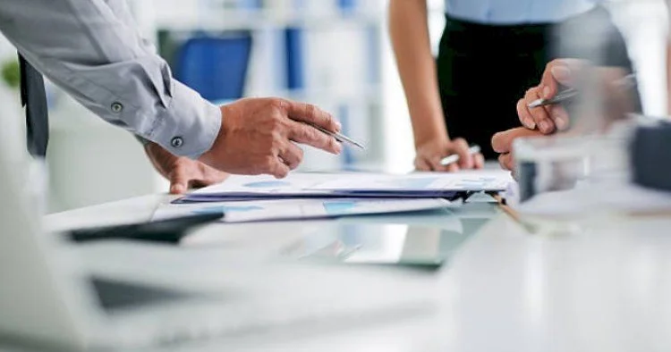 Qalmaqallı şirkət borca düşüb Rəhbəri dəyişdirilir?