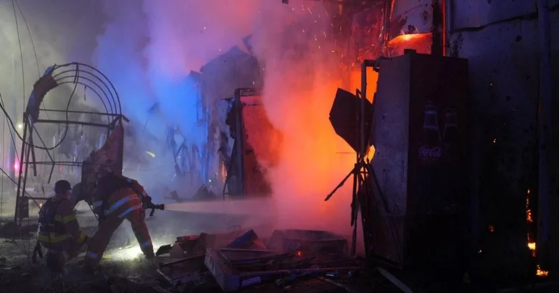 Rusiya ordusunun Zaporojyeni atəşə tutması nəticəsində 5 nəfər ölüb