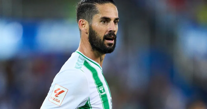 İspaniya klubu İsko ilə müqavilə uzadır İdmanXəbər