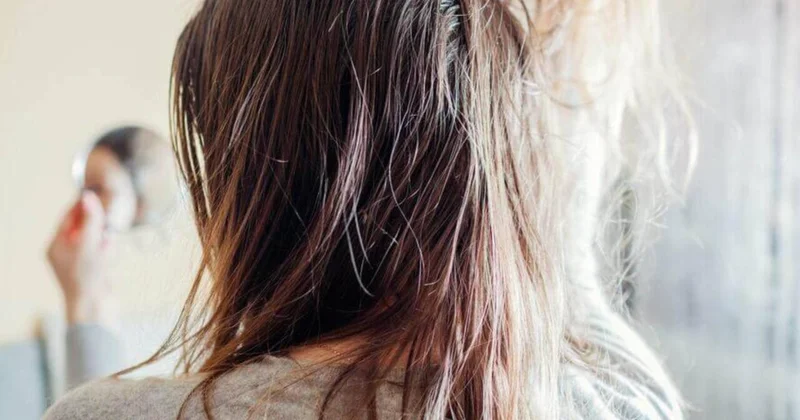 Saçınız tez yağlanırsa, belə edin 20 qəpiklik çarə