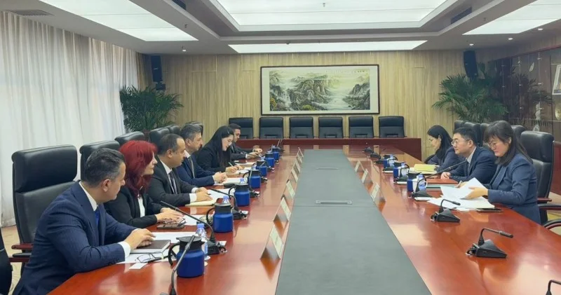 Ə.Əliyev adına Azərbaycan Dövlət Həkimləri Təkmilləşdirmə İnstitutunun nümayəndə heyəti Pekində FOTOLAR