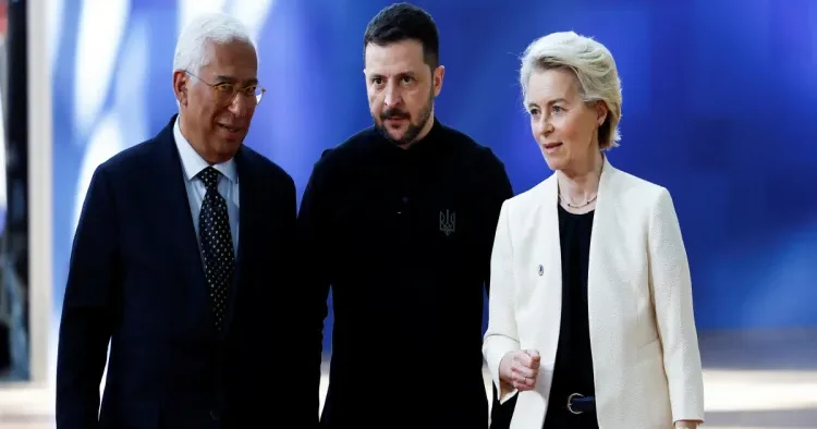 Aİ rəhbərliyi Zelenski ilə Ukrayna ətrafındakı vəziyyəti müzakirə ETDİ