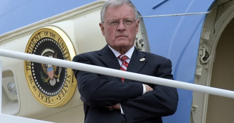 Ağ Ev Kelloqun istefa verəcəyini təsdiqləyib