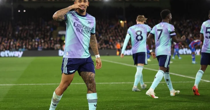 Qabriel Jesus bir neçə həftəlik sıradan çıxıb